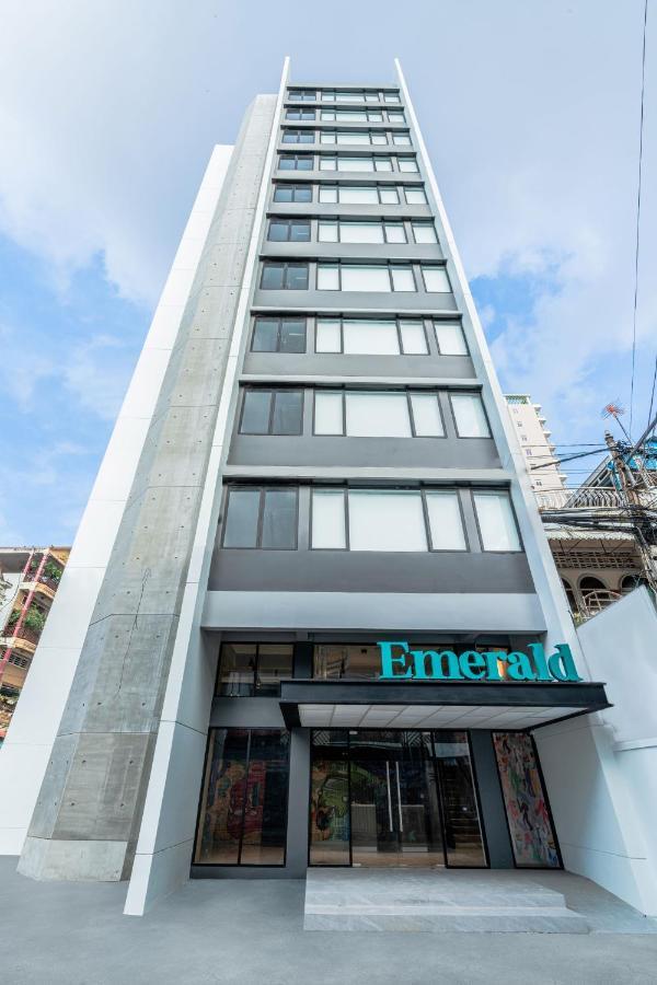 Emerald Hotel Residence Phnom-Penh Buitenkant foto
